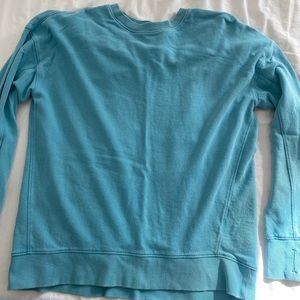 Old Navy crewneck sweatshirt